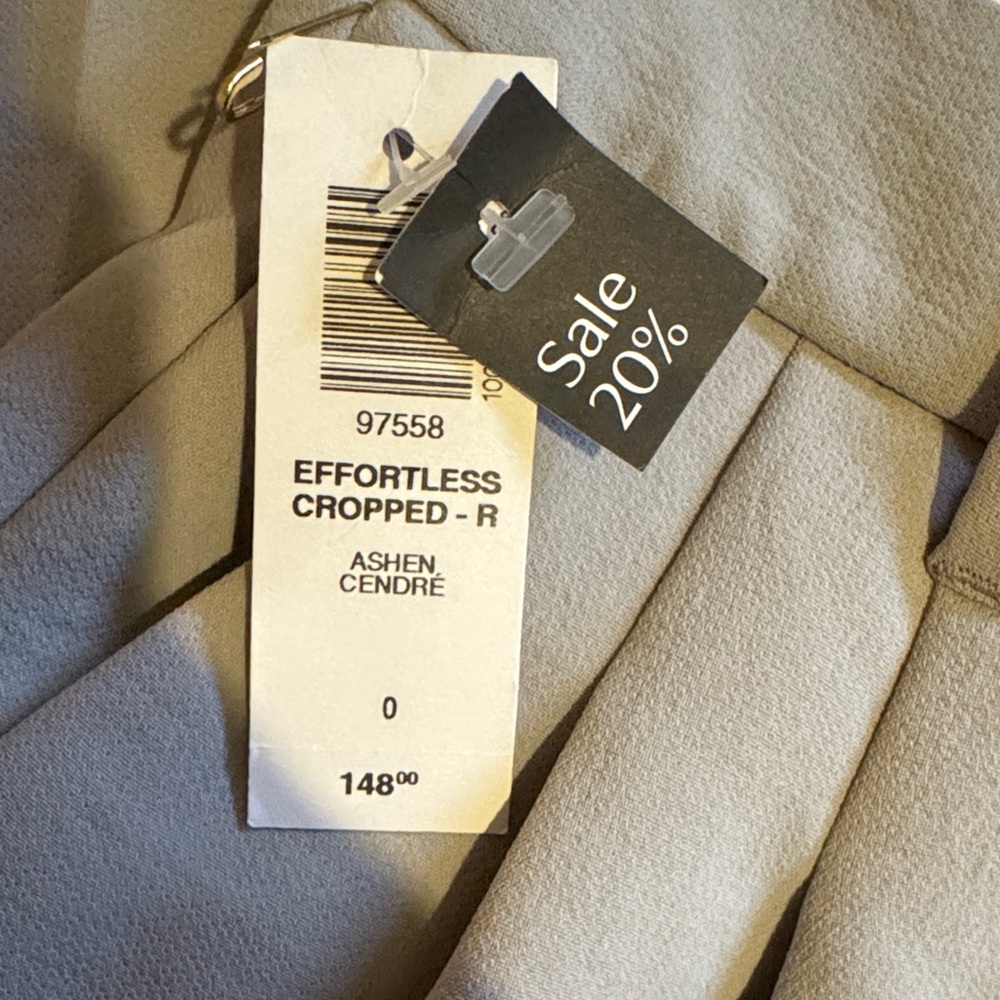 Aritzia Effortless Pant - Picture 2 of 4
